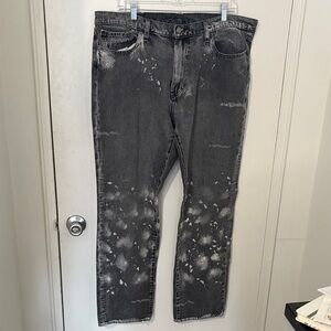 Levi's Men's Distressed Black Straight Jeans